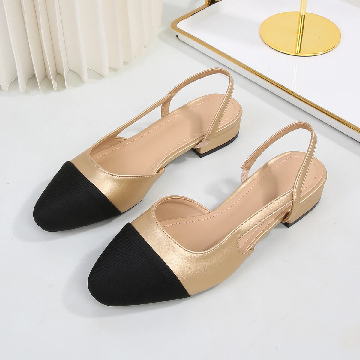 Wholesale Fashion 32-44 Sandales Femmes Cheap Shoes Steel Toe Female Footwear Slingback Flat Sandals for Ladies 2024