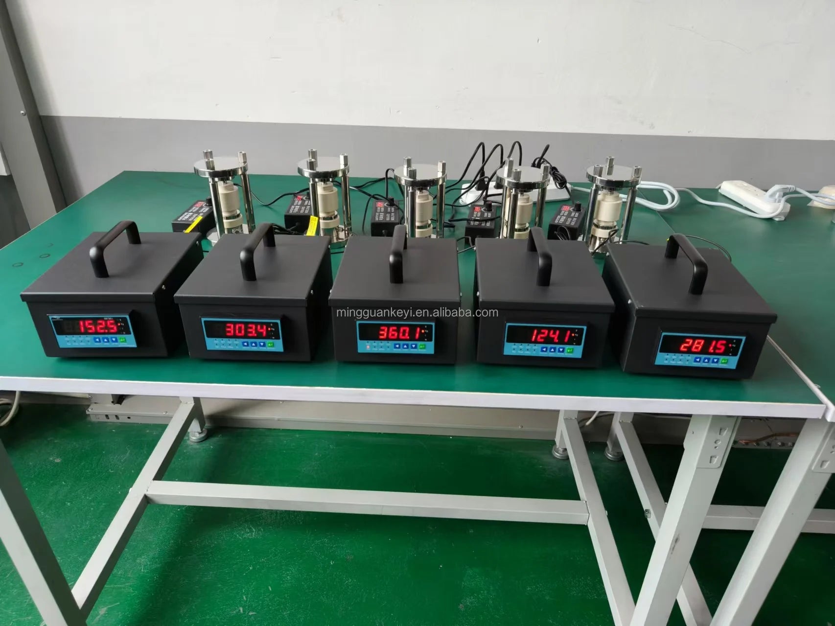 Laboratory Solid State Battery Testing Mold with Pressure Sensor and Display -Available with Mold Diameter 10.0-16.0mm - CN-SP