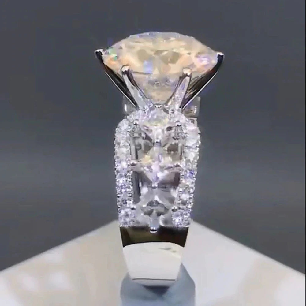 Huitan New Trendy Wedding Jewelry Women Rings Brilliant Cubic Zirconia Crystal Engagement Anniversary Ring for Female Drop Ship