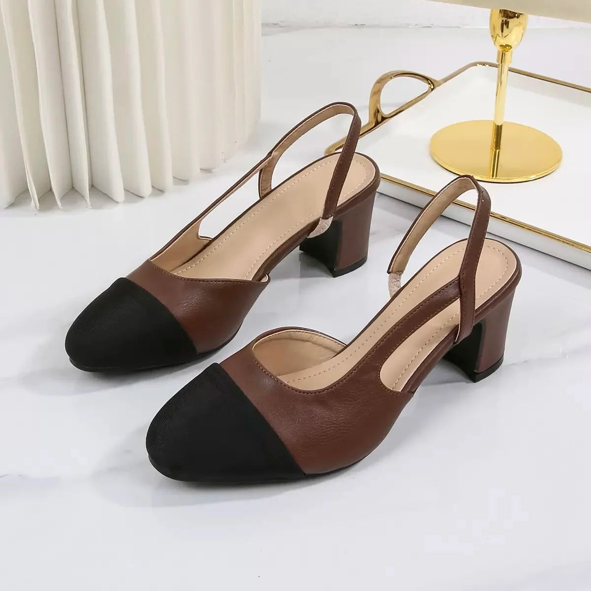 Wholesale Fashion 32-44 Sandales Femmes Cheap Shoes Steel Toe Female Footwear Slingback Flat Sandals for Ladies 2024