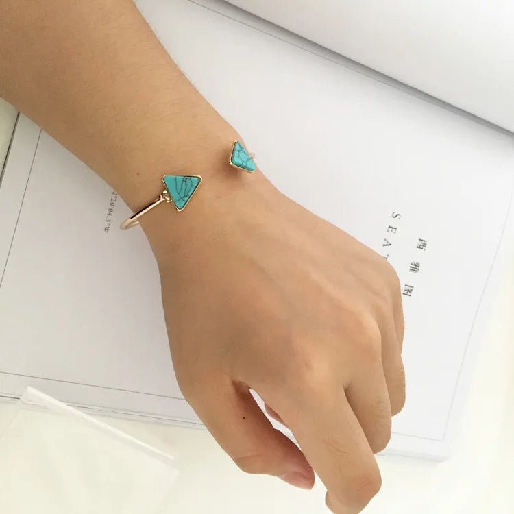 Punk 2020 new fashion bracelet personality simple geometric white / blue triangle bracelet lady wholesale sales