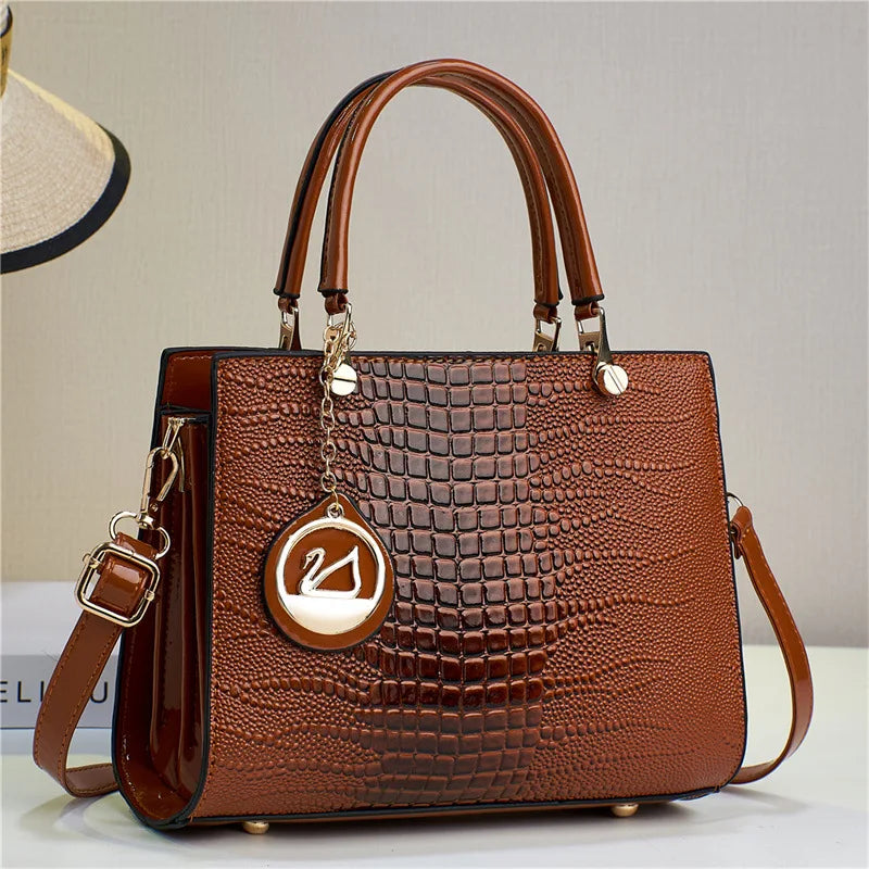 2024 New Swan Pendant Crocodile Pattern High Capacity Fashion Trend Messenger Bags Luxury Women's Bags Womens Handbags