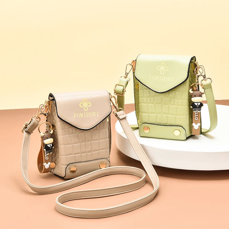 Gilr 2022 New Messenger Mini Trendy Women's Bags With a Hundred Ladies Mobile Phone Bags Telephone Bag Crossbody Wholesale