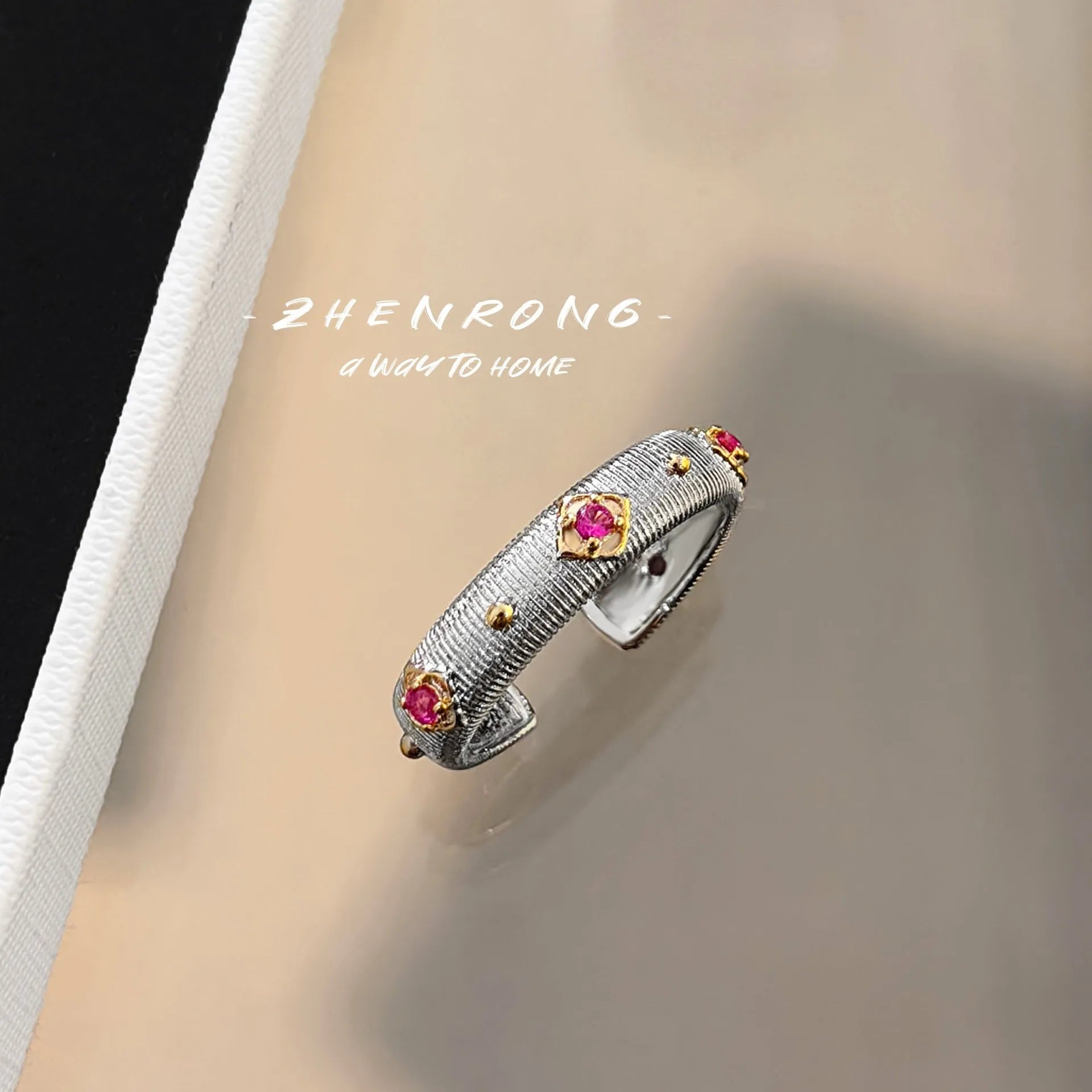 New Fashion Vintage Ring Bracelet for Women Luxury 18K Gold Plated Exquisite Cuff Bangle Finger Ring Cocktail Antique Jewelry