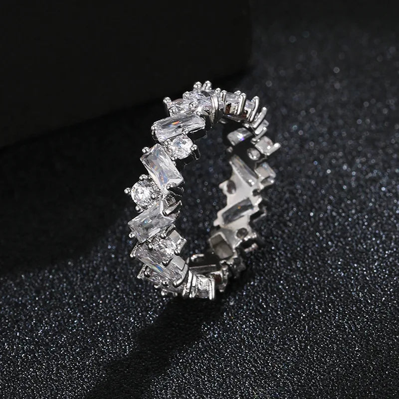 Fashion Luxury Cubic Zirconia Engagement Rings for Women Marquise Crystal Wedding Ring Party Jewelry Gift