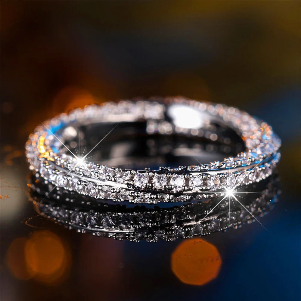 Luxury Female White Zircon Stone Finger Ring Vintage Silver Color Wedding Band Bridal Jewelry For Women