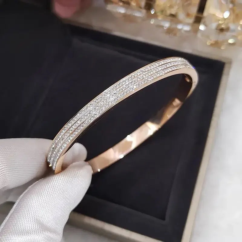 Gold Color Stainless Steel Colorfast Clasp Bracelets for Women Skyful Star Bracelet Light Luxury Paty Jewelry Gifts Wholesale