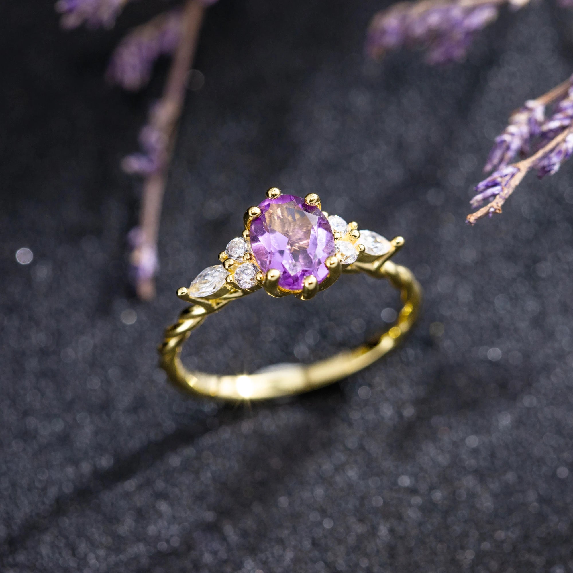Charm Gold Silver Color Wedding Ring Natural Amethyst Oval Shaped Stone Engagement Ring Unique Zircon Cluster Rings For Women