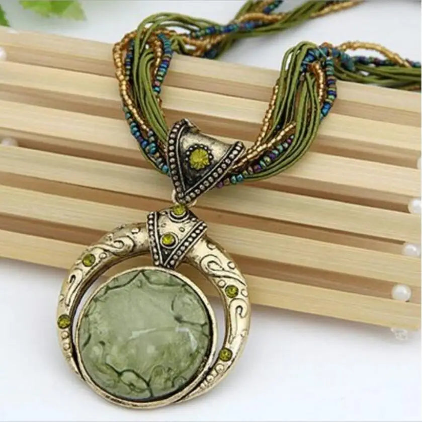 2025 New Vintage Ethnic Necklace Fashion Jewelry Hot Fashion Retro Bohemia Style Multilayer Beads Chain Stone Pendant Necklace
