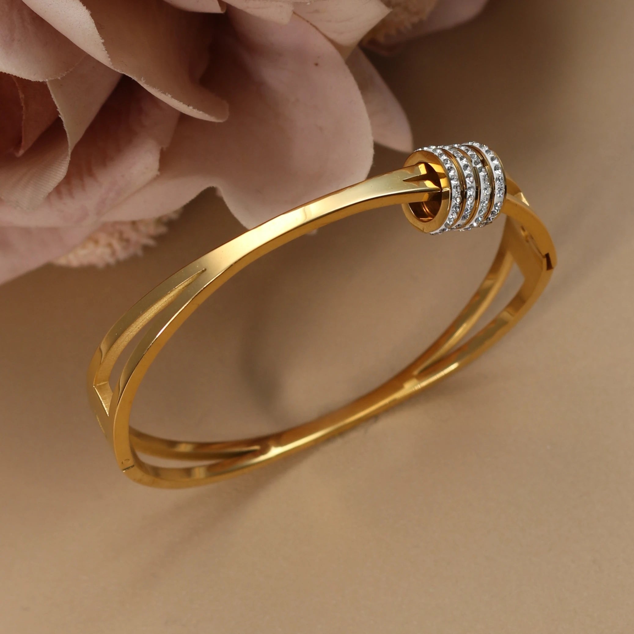 XB-133 New Stainless Steel Jewelry Crystal Bracelets Half Face Hollow Design Bangle For Women's Love Gifts Wholesale