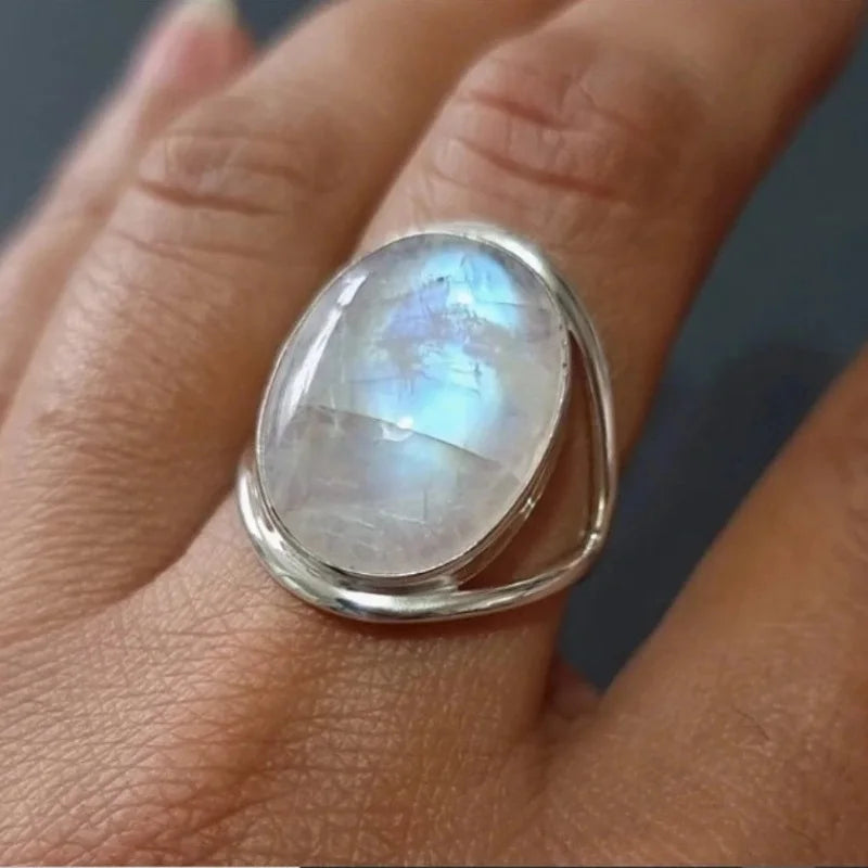 Vintage Peridot Quartz Glass Filled Rings for Women Flower Pattern Ring Fashion Creative Design Handmade Wedding Party Jewelry