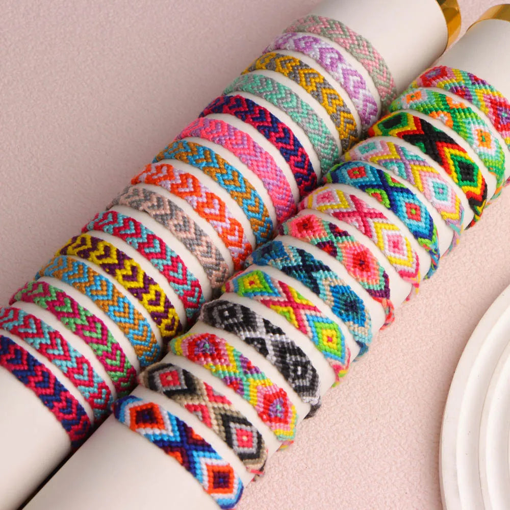 12Pcs/Lot New Fashion Multicolor Classic Bohemia Handmade Weave Bracelets Adjustable Daily Simple Wear For Men Women Party Gifts