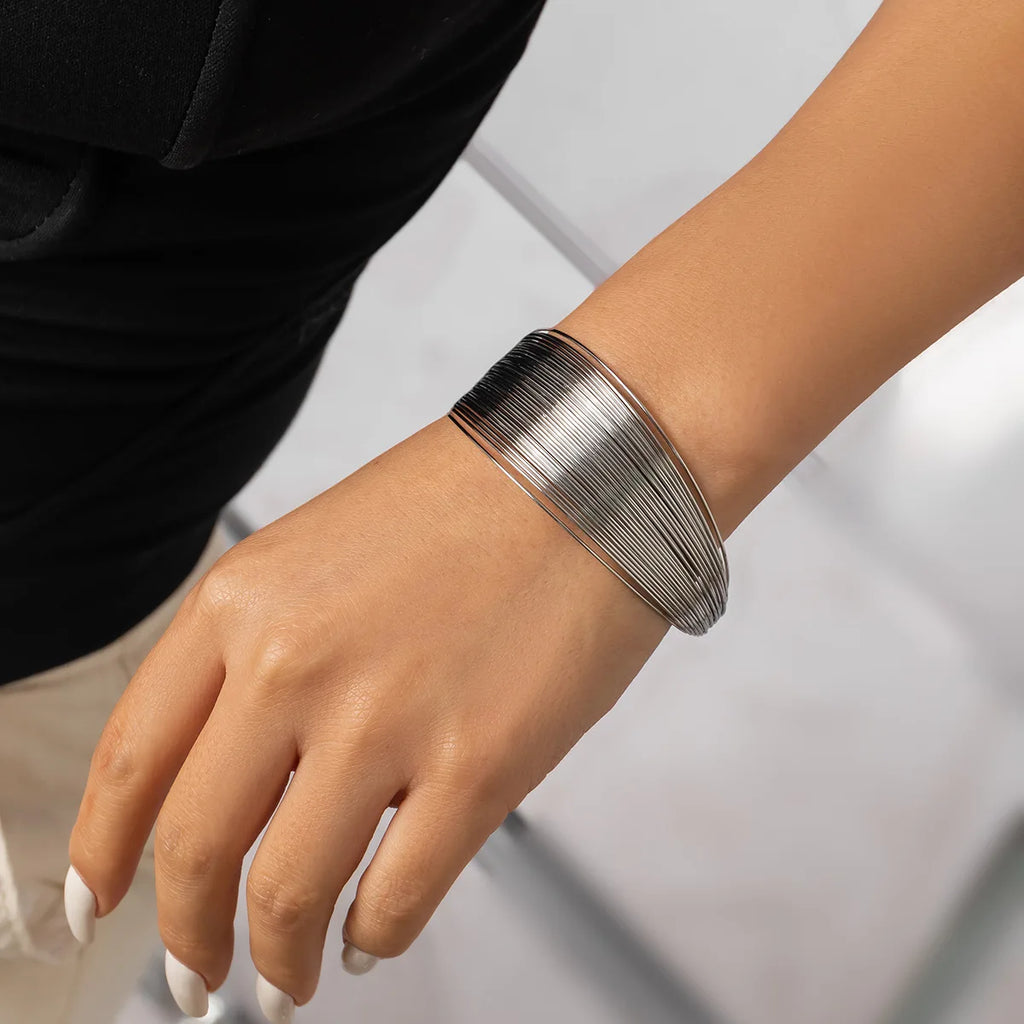 New Fashion Wire Bracelet Metal Wide Bangle Multi-layer Opening Wide-Style Personality Bracelet Popular Women Hand Accessories