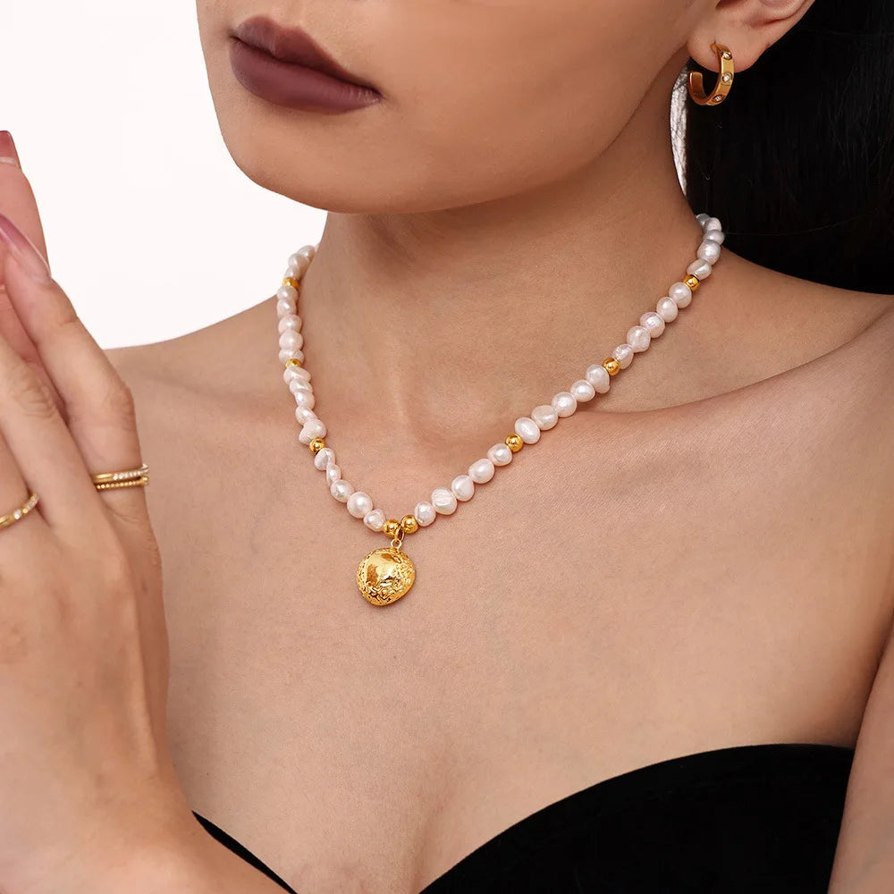 Gorgeous Necklace for Women Fresh Water Pearl Copper Gold Plated Pendant Chain Fashion Luxury Jewelry Gift