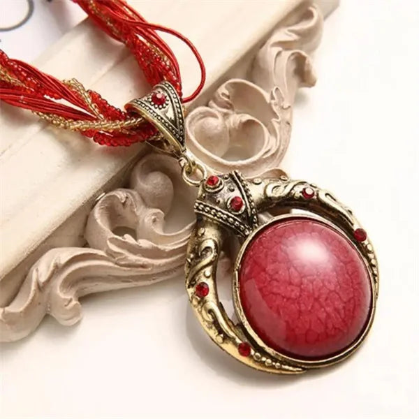 2025 New Vintage Ethnic Necklace Fashion Jewelry Hot Fashion Retro Bohemia Style Multilayer Beads Chain Stone Pendant Necklace