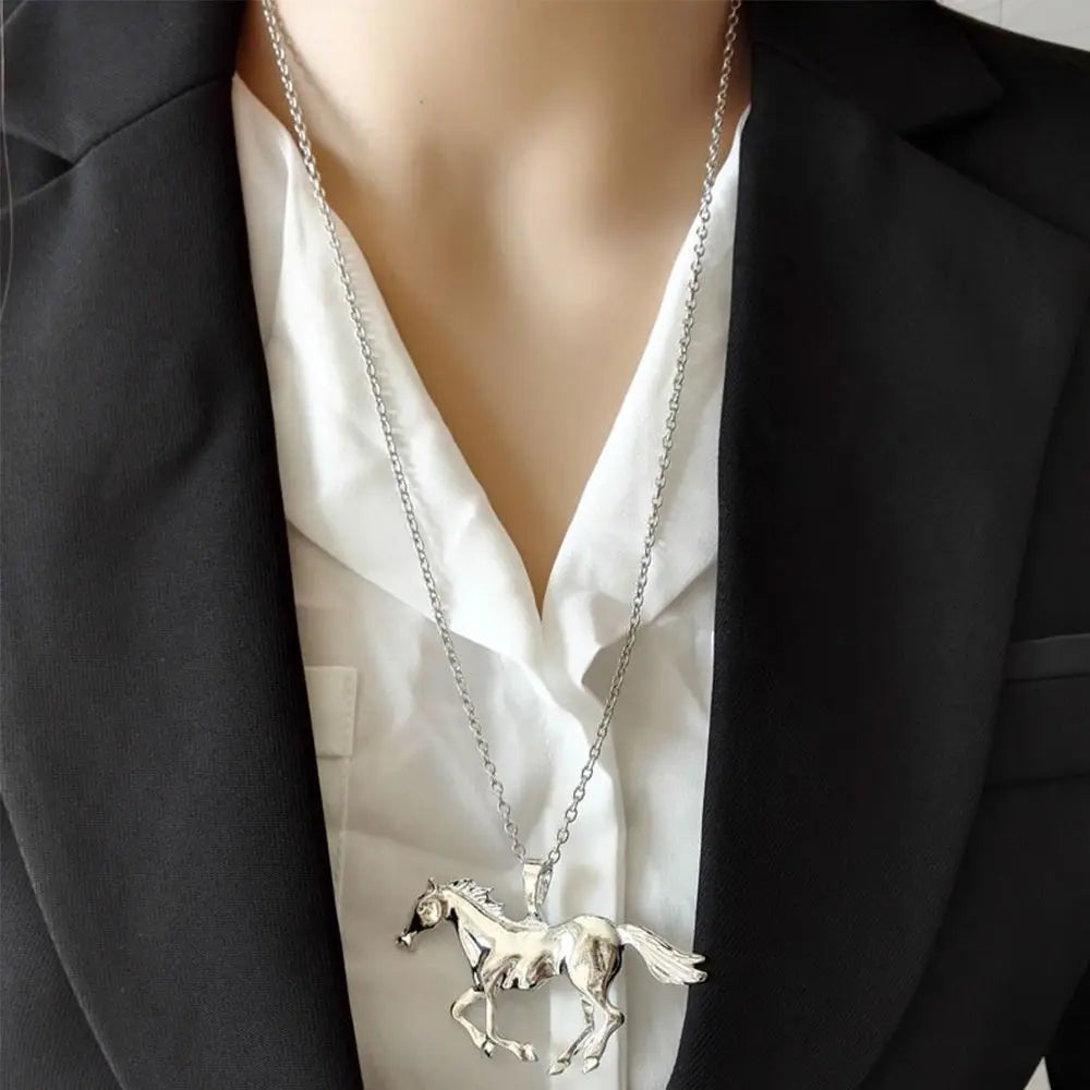 New Fashion Statement Necklace For Women Silver/Gold Jewelry Running Horse Pendant Necklace