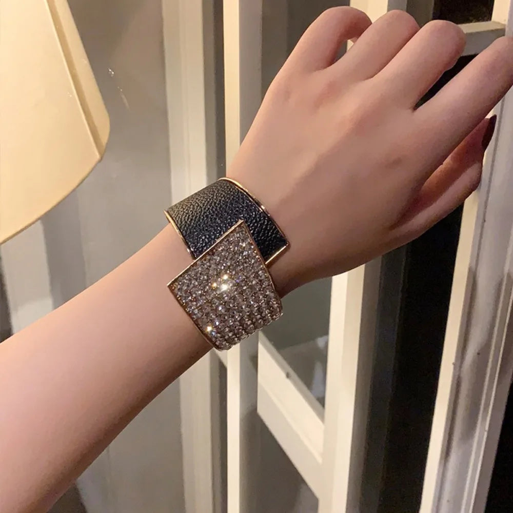 Fashion Rhinestones Cuff Bracelets Bangles Female Wedding Charm Bracelet for Women Jewelry Gift Shiny Crystal Wide Bangles