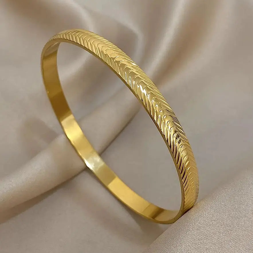Fashion Gold Plated Stainless Steel Cuff Bracelet Irregular Geometric Textured Stacked Wristband Bangles Waterproof Jewelry