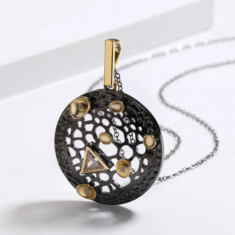 Fashion Statement Style Necklace for Women Personality Korea Round Hollow Black New Arrival Korea Sweater Chain Gifts