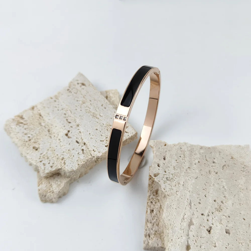 Fashion New Stainless Steel Bracelet Jewelry for Women Men Simple Zircon Gold Plated Girls Gift Hot Selling