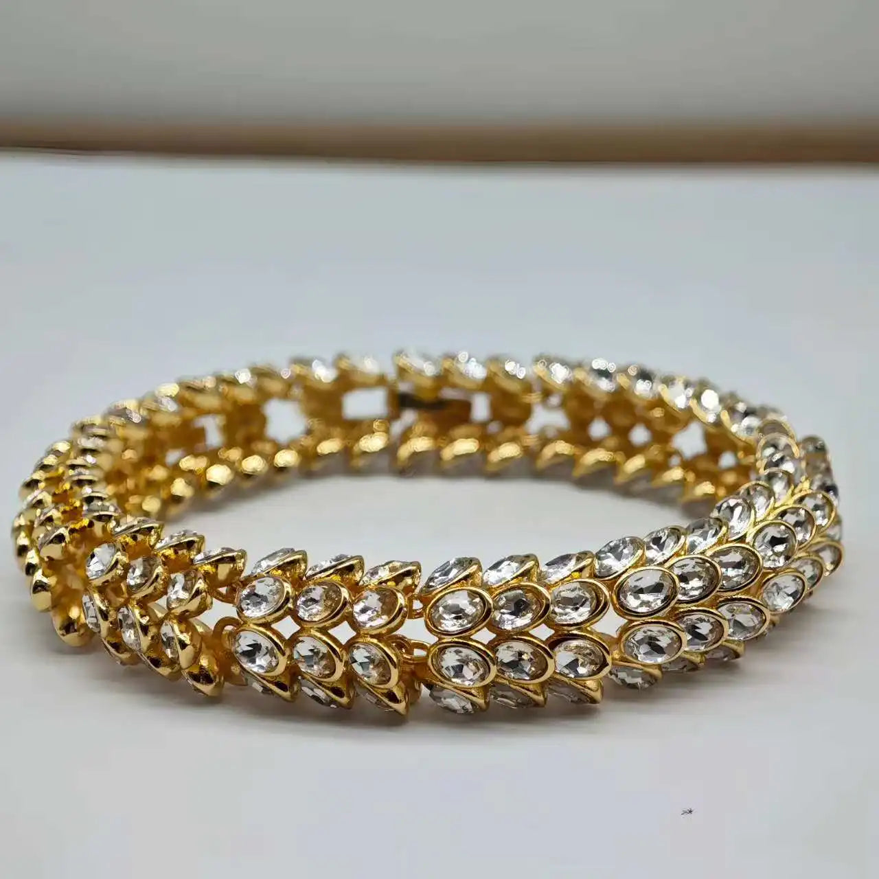 New Light Luxury Exquisite Women's Necklace Romantic 2025 Crystal Necklace Earrings Bracelet Jewelry Set