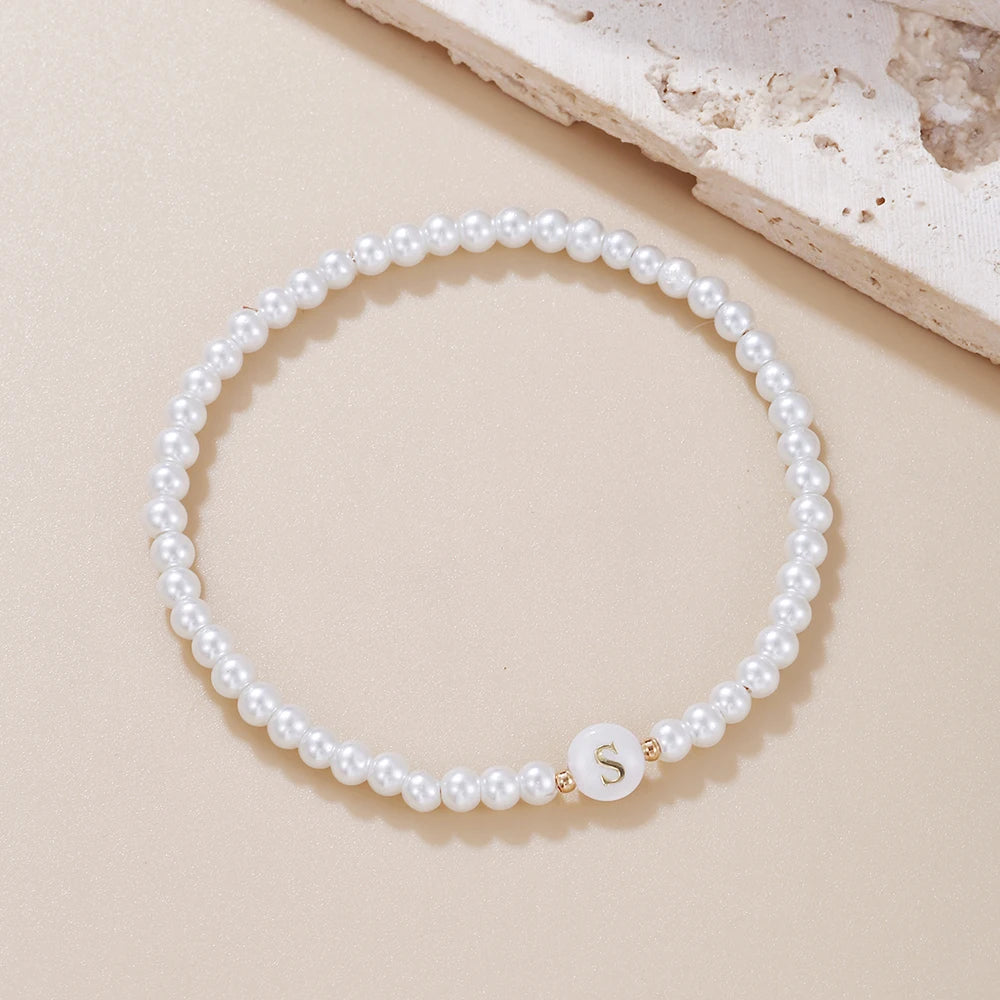 New Fashion 26 Letter Bracelet Women Temperament Handmade Simulated Pearl Bead Bracelet For Women Jewelry Gift