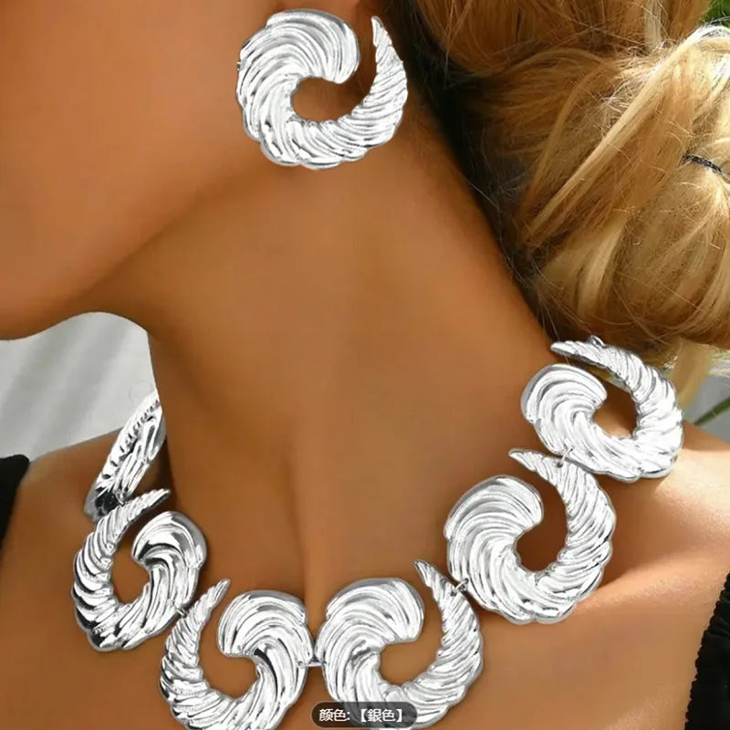 Spiral  Necklace Pendant Chain Women Girls Gifts Vintage Fashion Jewelry Hot Sale Party Gift 2025 New Style