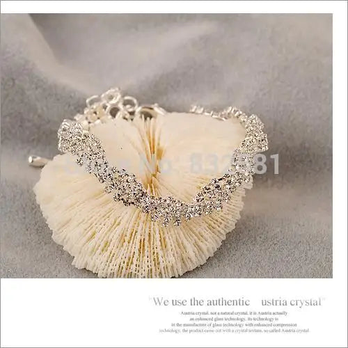 New Style European And American Fashion Jewelry Exquisite Full Crystal Bracelet 2025 New Female Wild Shiny