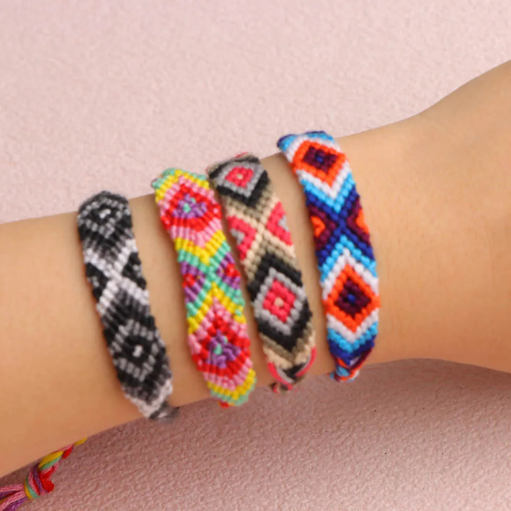 12Pcs/Lot New Fashion Multicolor Classic Bohemia Handmade Weave Bracelets Adjustable Daily Simple Wear For Men Women Party Gifts