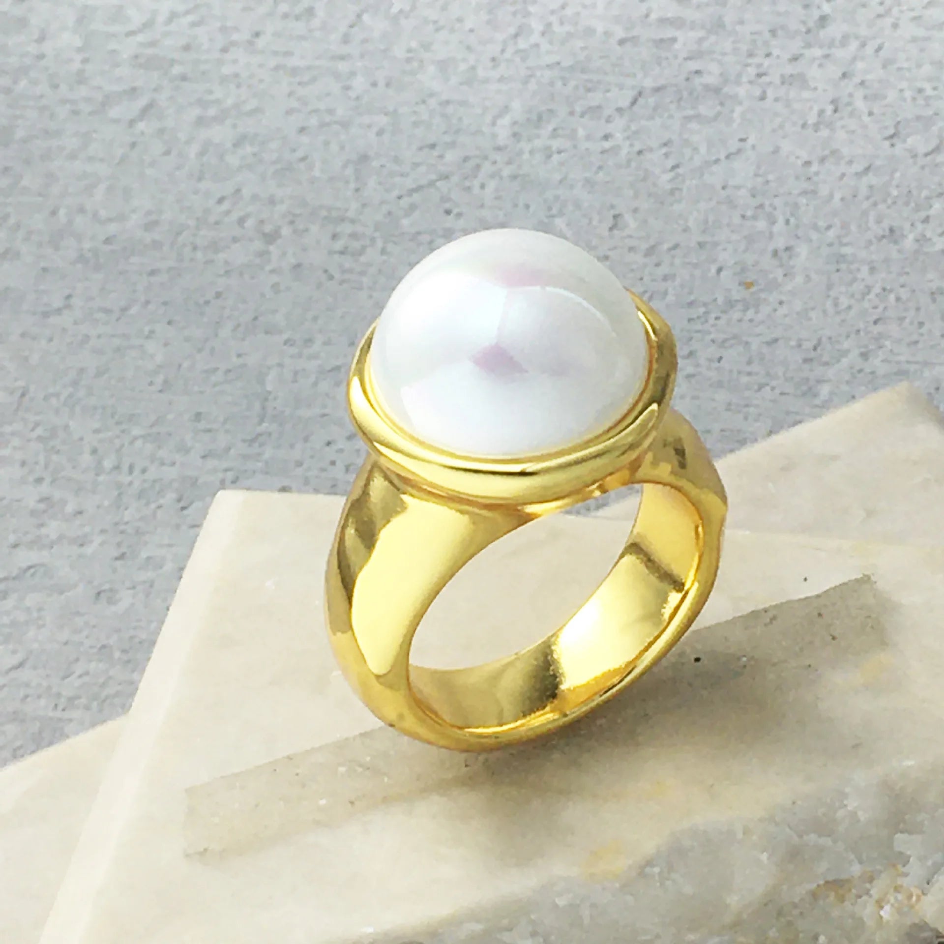 2025 European and American niche fashion electroplated gold and silver high-quality luxury ring, suitable for women's jewelry