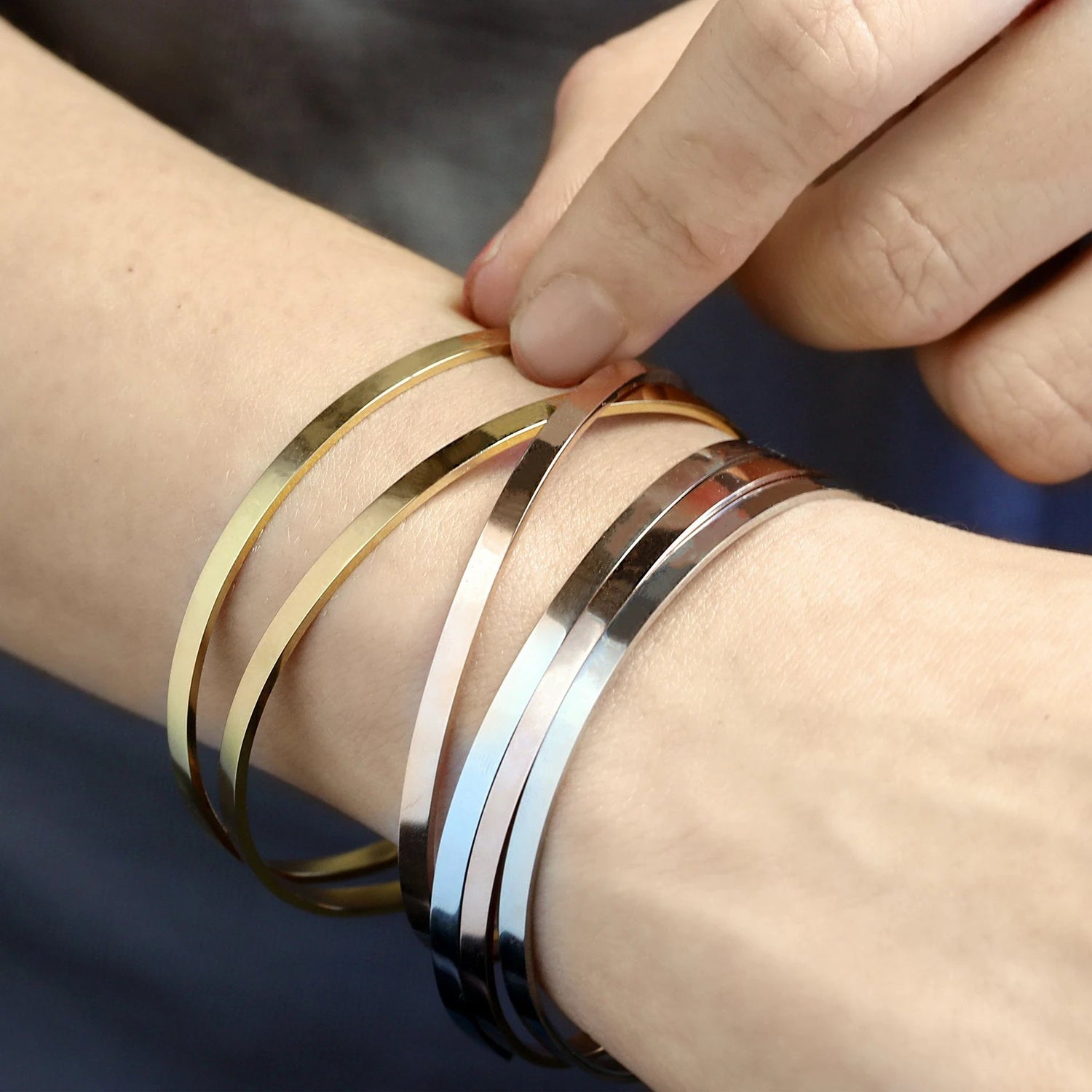 eManco 4MM 6MM Stainless Steel Gold-Plated Bracelets Simple Open Bangles Couple Accessories Gift Factory Direct