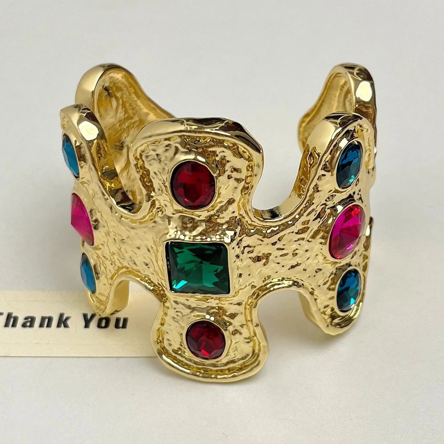 Luxurious retro colored gemstone wide opening bracelet fashionable and high-end jewelry gift for women's banquets
