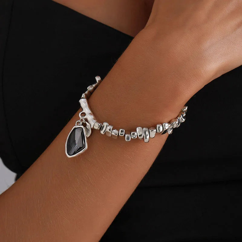 Fashion Faceted Pendant Necklace for Women Sparkling Metal Jewelry Elegant Creative Accessories Gift