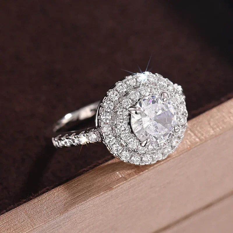 Huitan Brilliant Cubic Zirconia Rings for Women Charming Delicate Wedding Bridal Jewelry Dazzling Fashion Modern Party Jewelry