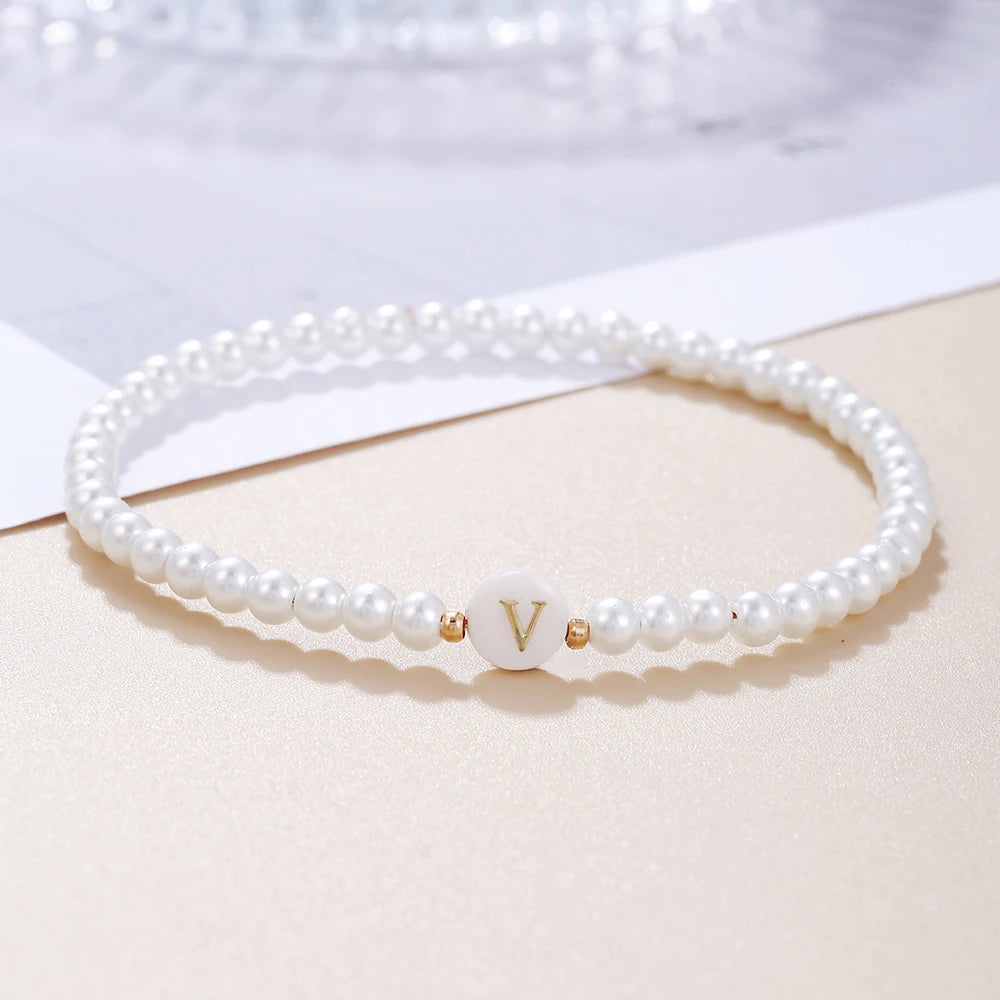 New Fashion 26 Letter Bracelet Women Temperament Handmade Simulated Pearl Bead Bracelet For Women Jewelry Gift
