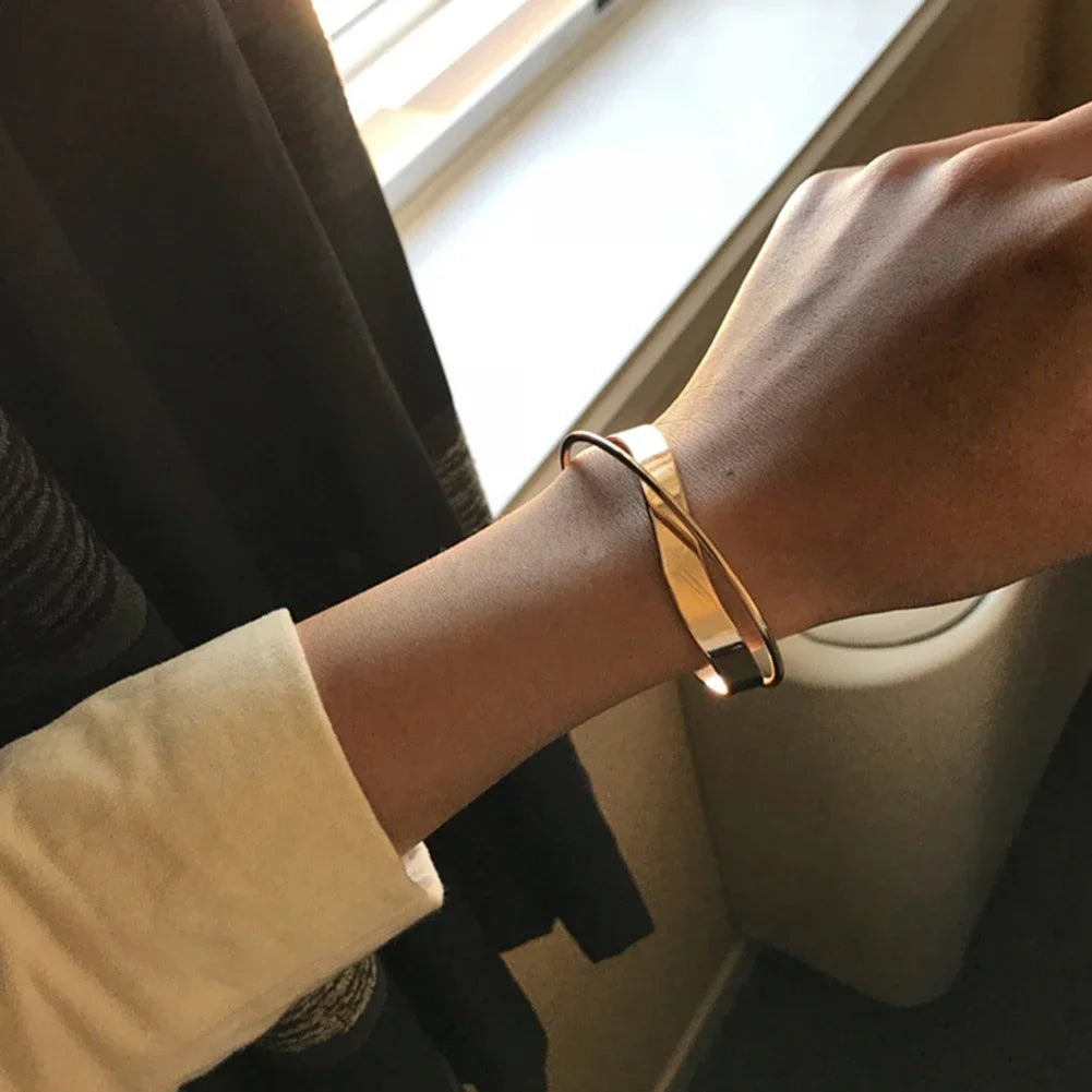 Fashion Stainless Steel Adjustable New Design Gold Plated Bracelet Women's Luxury Gifts Bracelet For Women Jewelry Gift