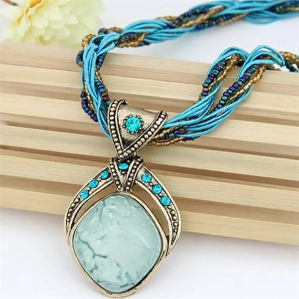 2025 New Vintage Ethnic Necklace Fashion Jewelry Hot Fashion Retro Bohemia Style Multilayer Beads Chain Stone Pendant Necklace
