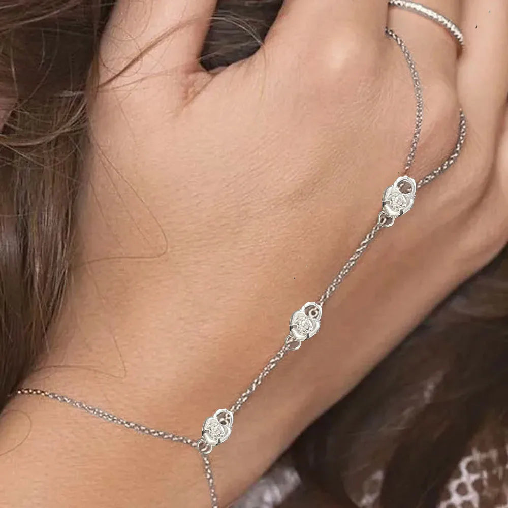 Fashion New Heart Bracelet Hand Chain Wristlet Ring Jewelry Party Accessories Bracelet Women Elegant Handmade Dainty Adjustable