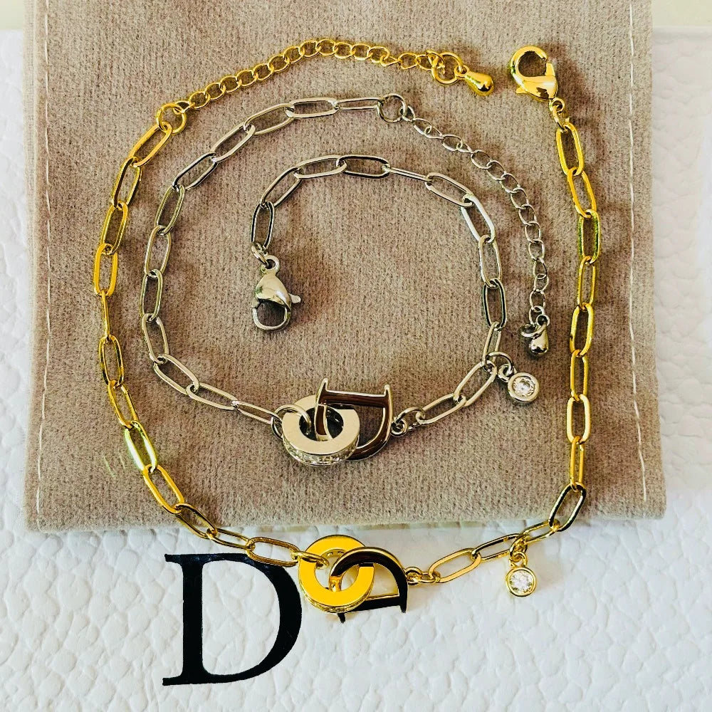 New fashionable women's bracelet, sparkling women's bracelet, suitable for daily wear by women, and a Christmas gift for women.