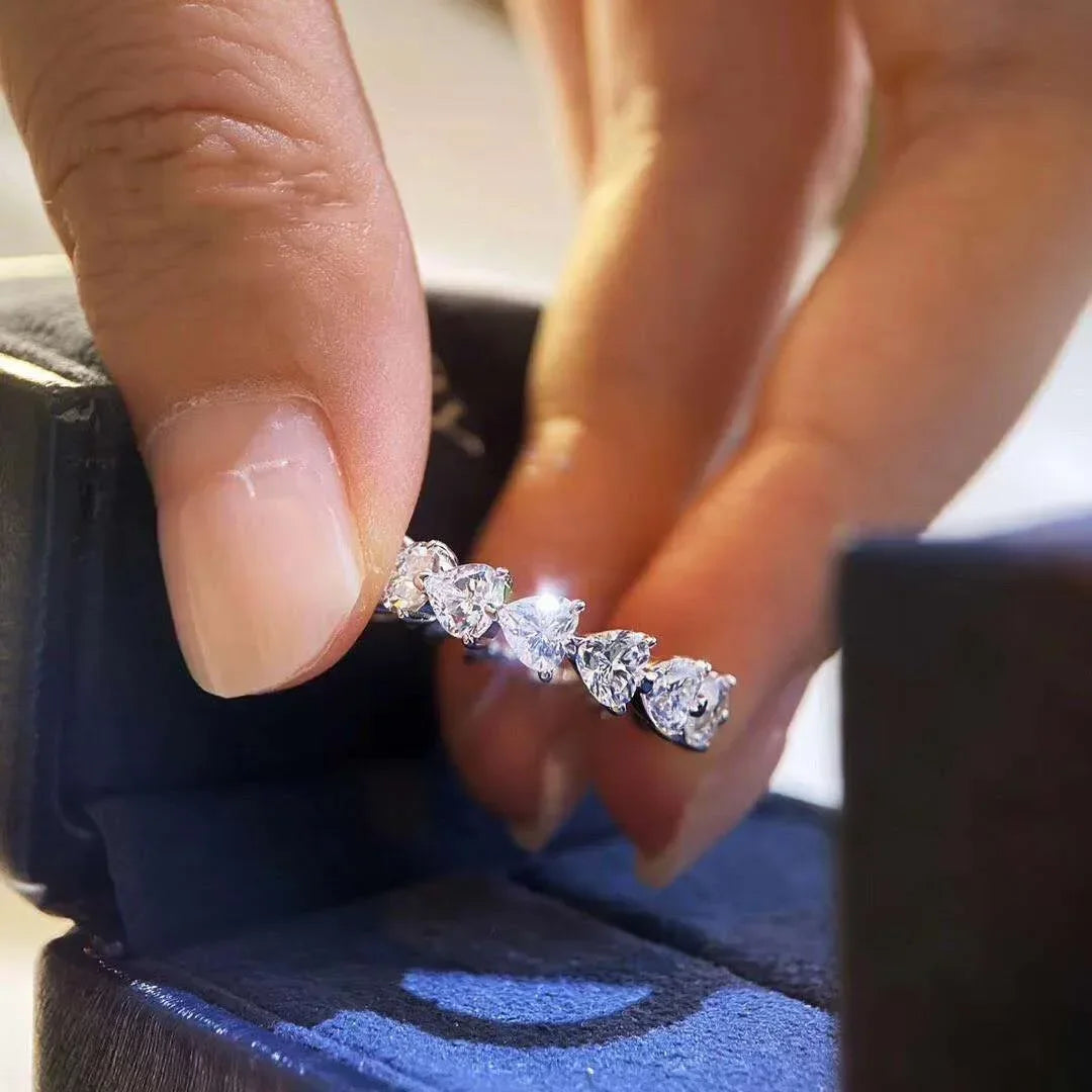2025 New Fashion Women Ring Trend White Crystal Zircon Engagement Design Rings for Women Wedding Anniversary Jewelry