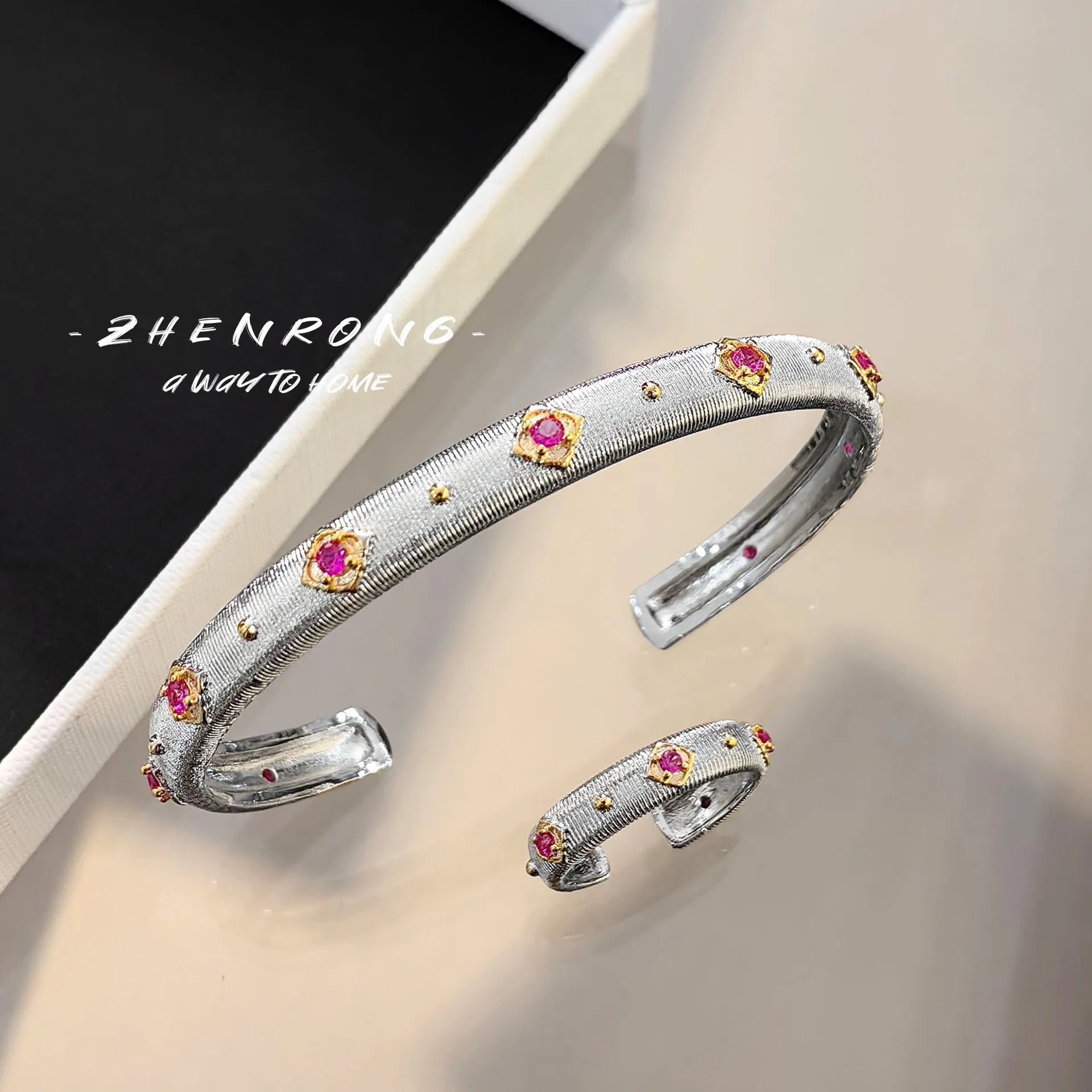 New Fashion Vintage Ring Bracelet for Women Luxury 18K Gold Plated Exquisite Cuff Bangle Finger Ring Cocktail Antique Jewelry