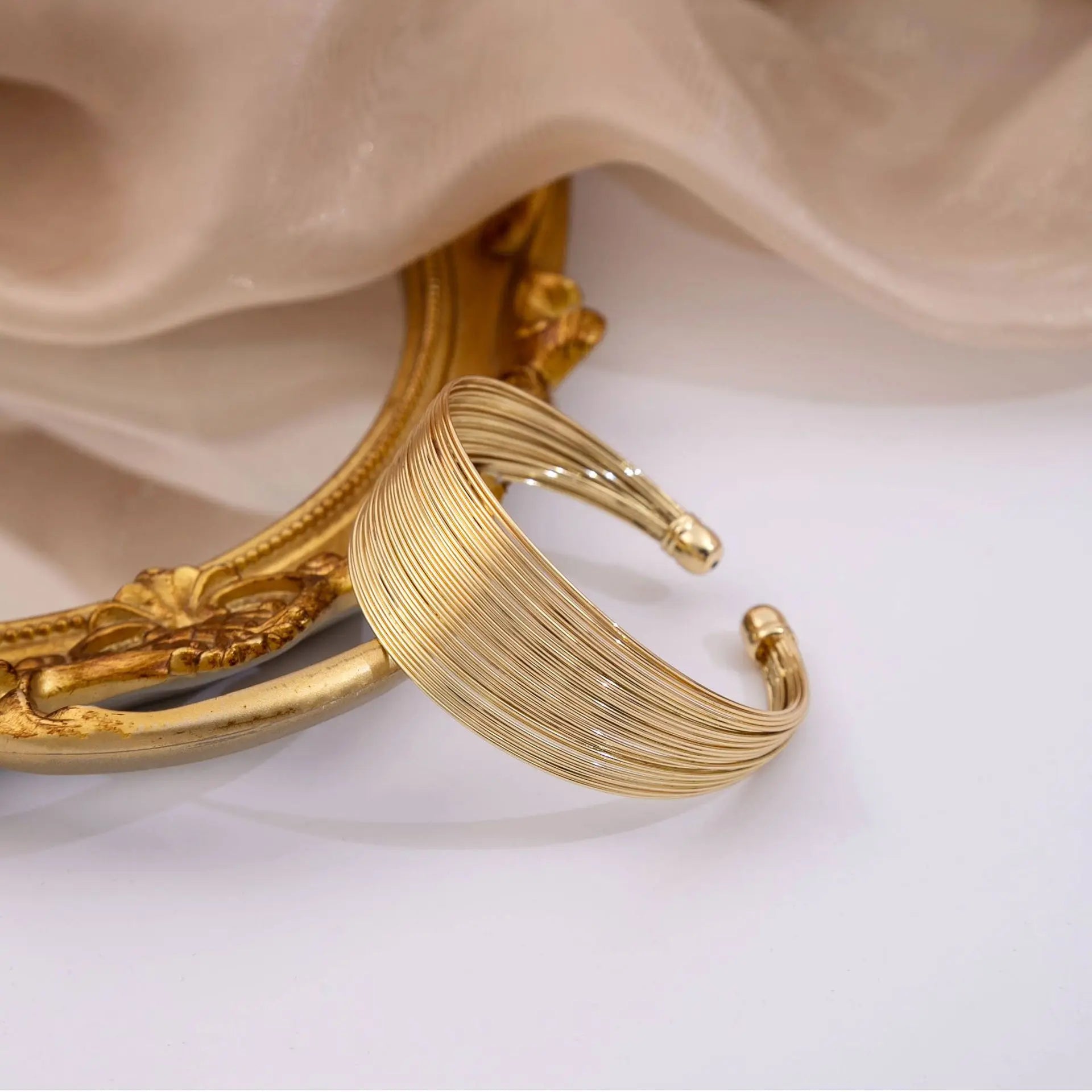 New Fashion Wire Bracelet Metal Wide Bangle Multi-layer Opening Wide-Style Personality Bracelet Popular Women Hand Accessories