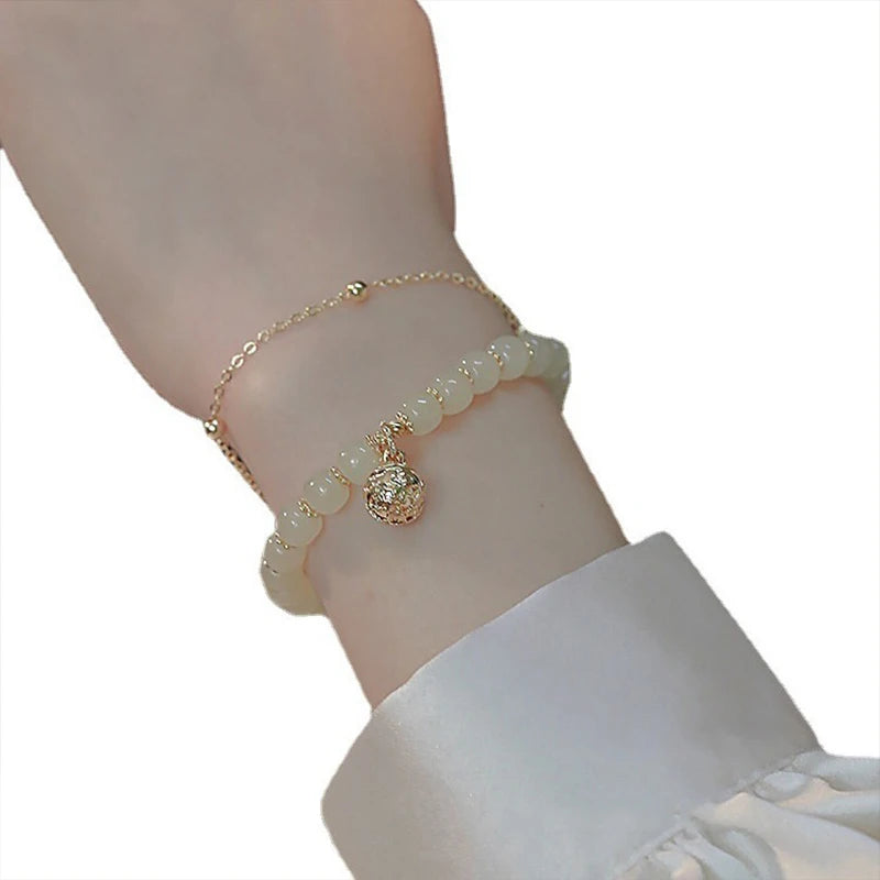 New Fashion Style Small Bell Pendant Bracelet Vintage Light Luxury Beaded t Hand String Women's Jewelry Gives Best Friend