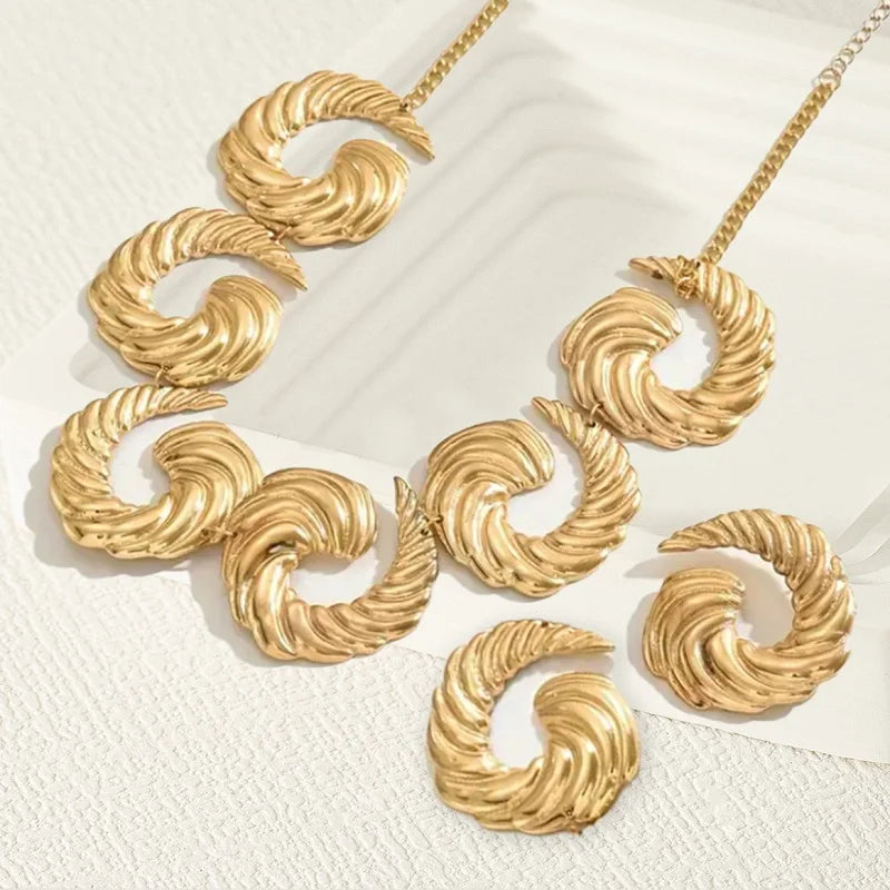 Spiral  Necklace Pendant Chain Women Girls Gifts Vintage Fashion Jewelry Hot Sale Party Gift 2025 New Style