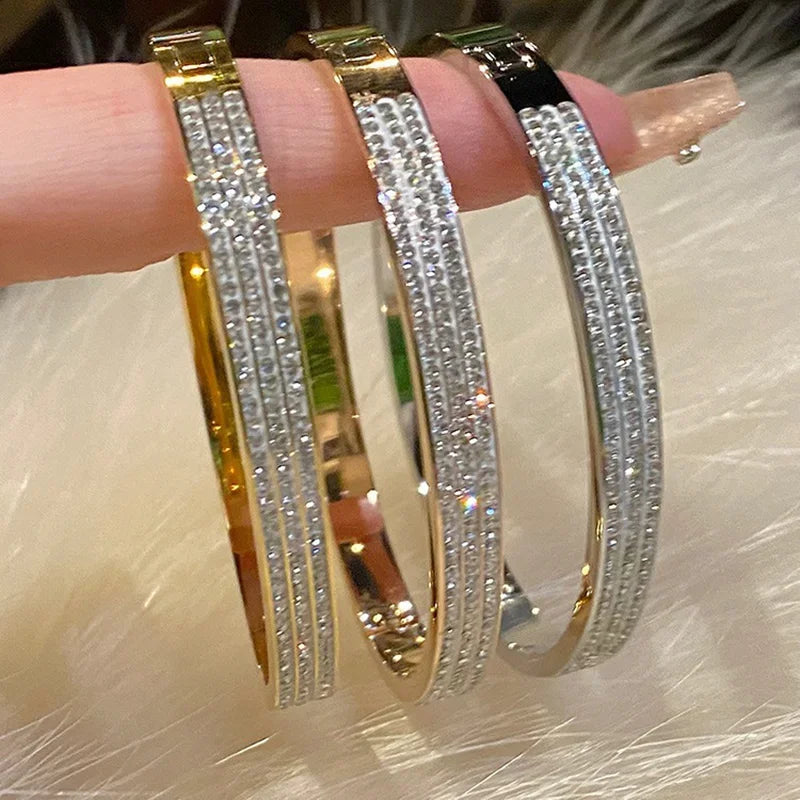Gold Color Stainless Steel Colorfast Clasp Bracelets for Women Skyful Star Bracelet Light Luxury Paty Jewelry Gifts Wholesale