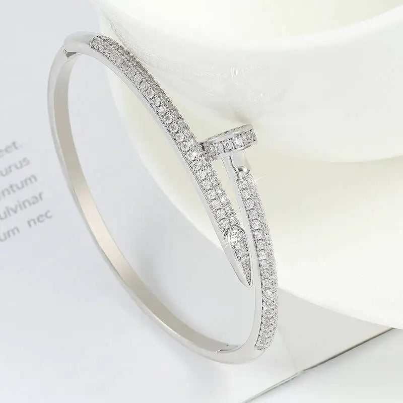 2025New Nail Bracelet For Women Full Crystal Zircon Inlaid Bangle Fashion Statement Jewelry For Party Wedding Daily Wear