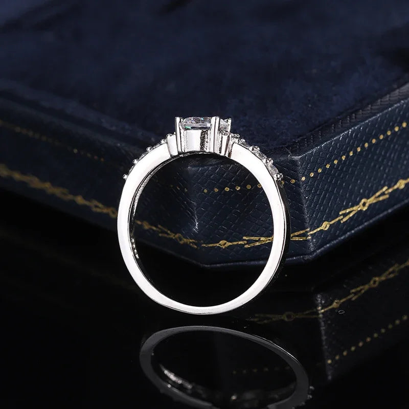 925 Silver Plated Ring for Women Classic Shiny Zircon Ring Fashion Silver Jewelry Anniversary Gift Engagement Ring