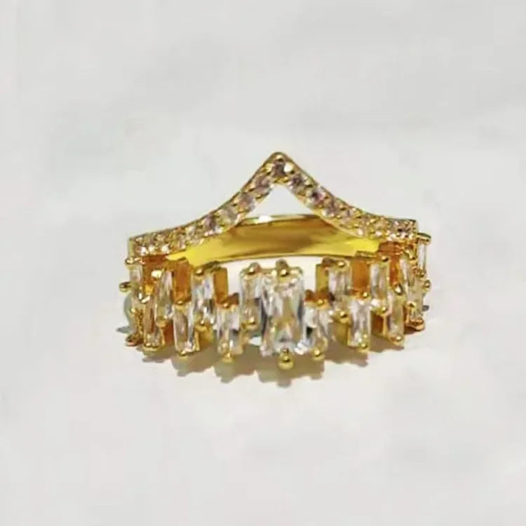 2025 New Fashion Women Ring Trend White Crystal Zircon Engagement Design Rings for Women Wedding Anniversary Jewelry