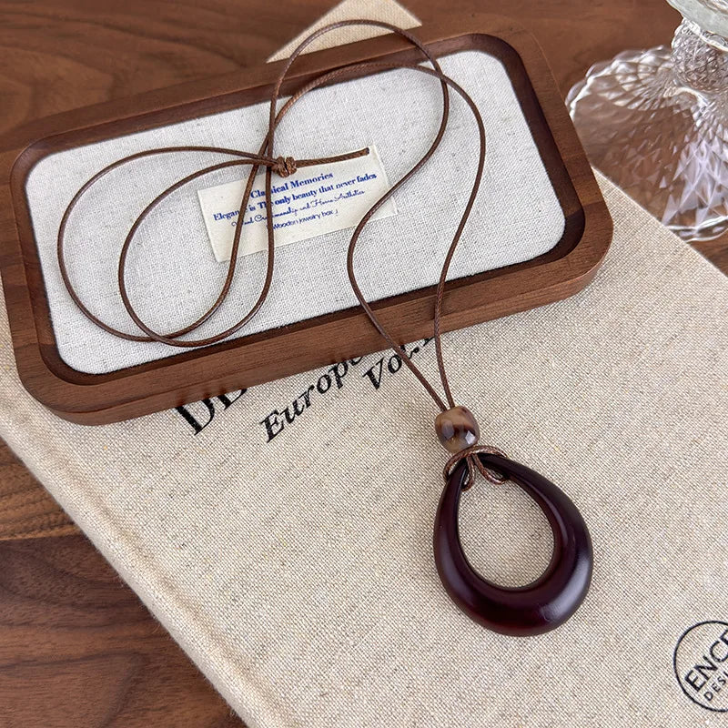 Fashion Women Necklace New Chinese Retro Long Hollow Wooden Pendant Unique Design Elegant Stylish Chain For Ladies