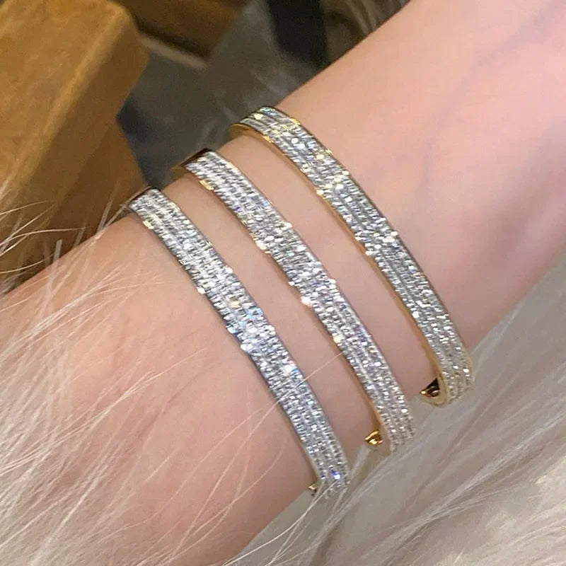 Gold Color Stainless Steel Colorfast Clasp Bracelets for Women Skyful Star Bracelet Light Luxury Paty Jewelry Gifts Wholesale